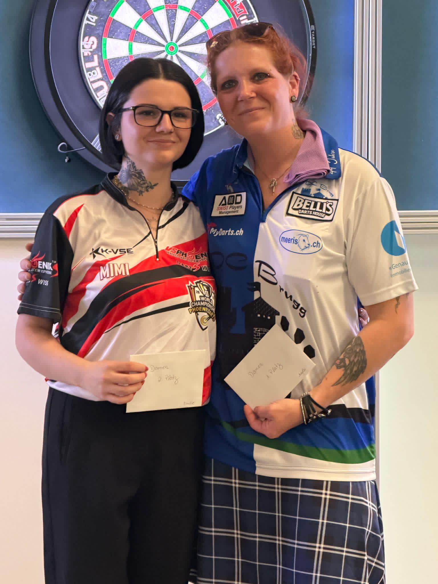 Wasserschloss Open 2026 - Finale Damen: Emilie Perrin (Finalistin) und Angela Heinrich (Siegerin)